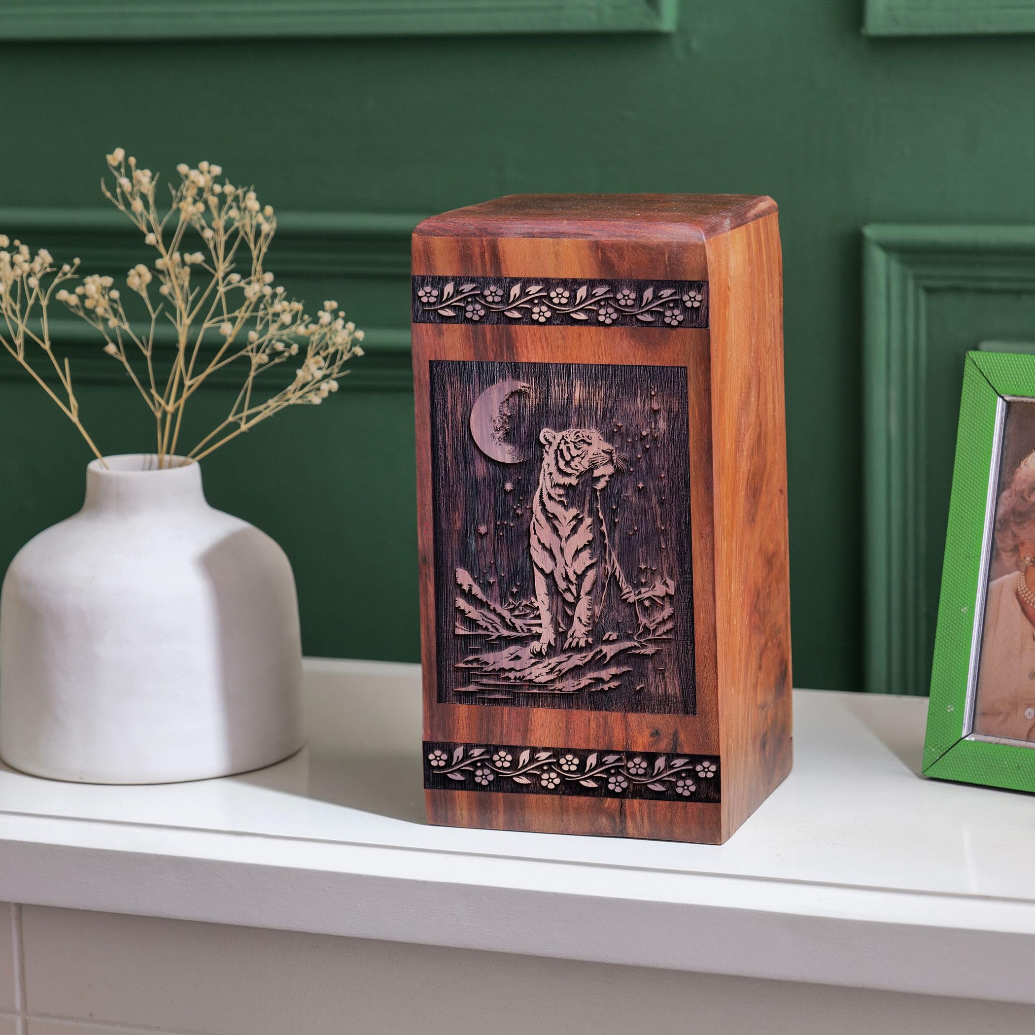 SUBSH Tiger Urn, 5 Inch Urn, Wooden Urn, Small Urn for Ashes, Decorative Urns, Cremation Urn for Ashes, Urns for Human Ashes, Memorial Keepsakes for Ashes, Urn for Ashes, Pack of 1 - Image 7